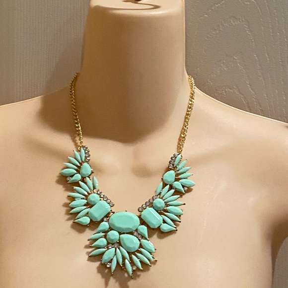 Mint Green Jeweled Statement Necklace - Picture 6 of 7